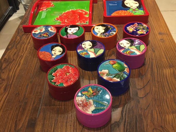 Traditional gift box